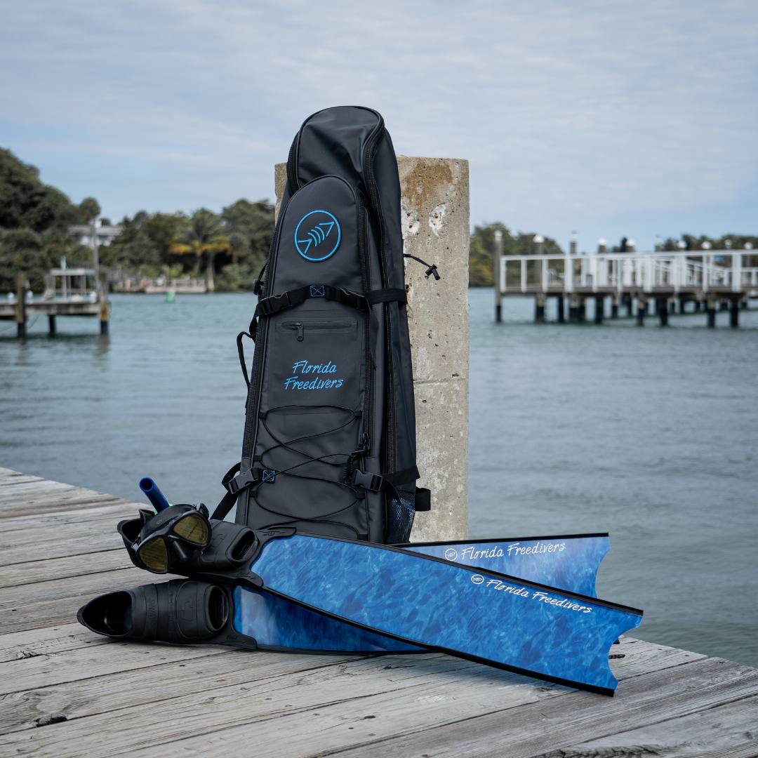 backpack to fit scuba fins for plane travel Florida Freedivers XL Longfin Backpack with Insulated Cooler Pocket